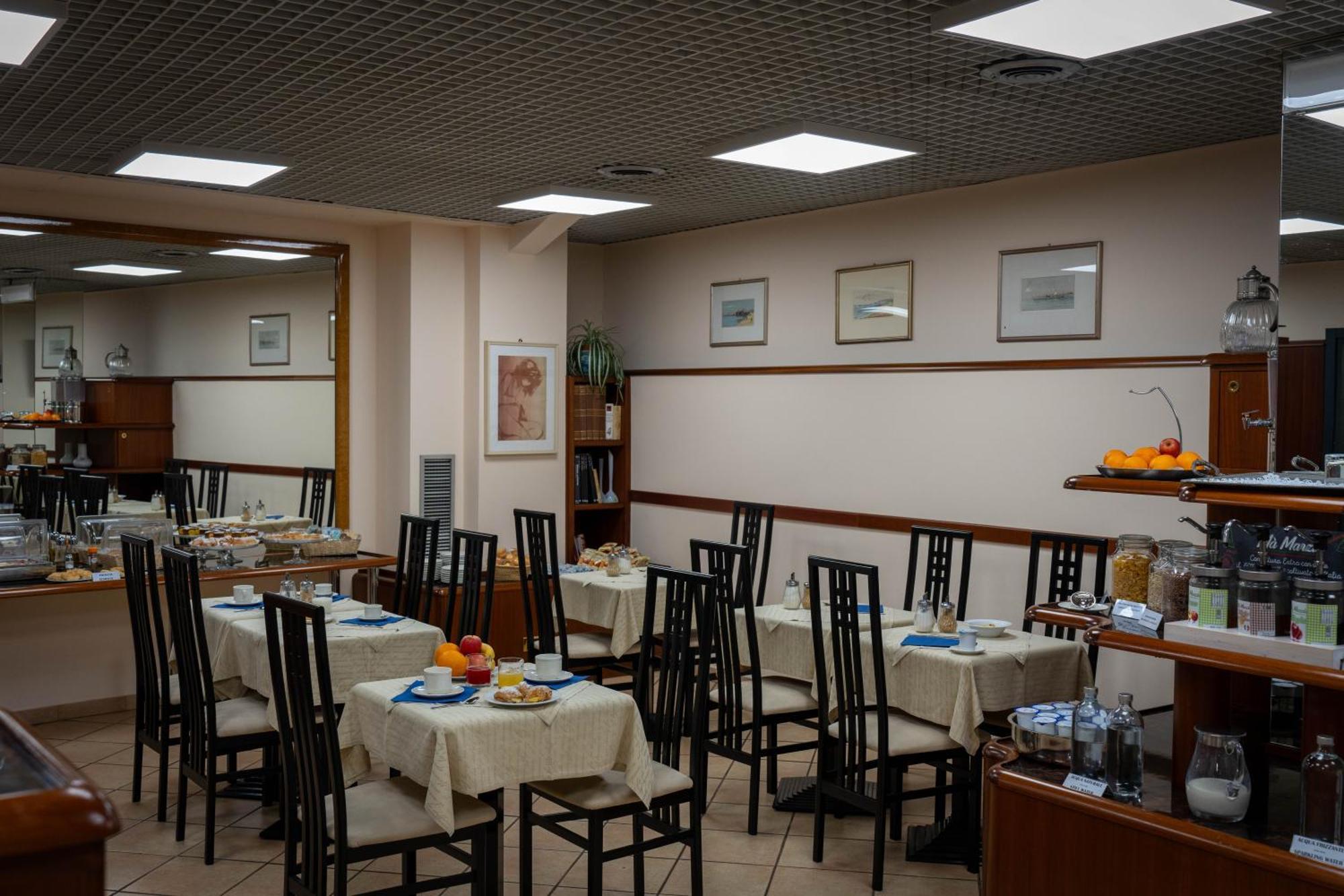 Hotel Iris Genova Eksteriør bilde